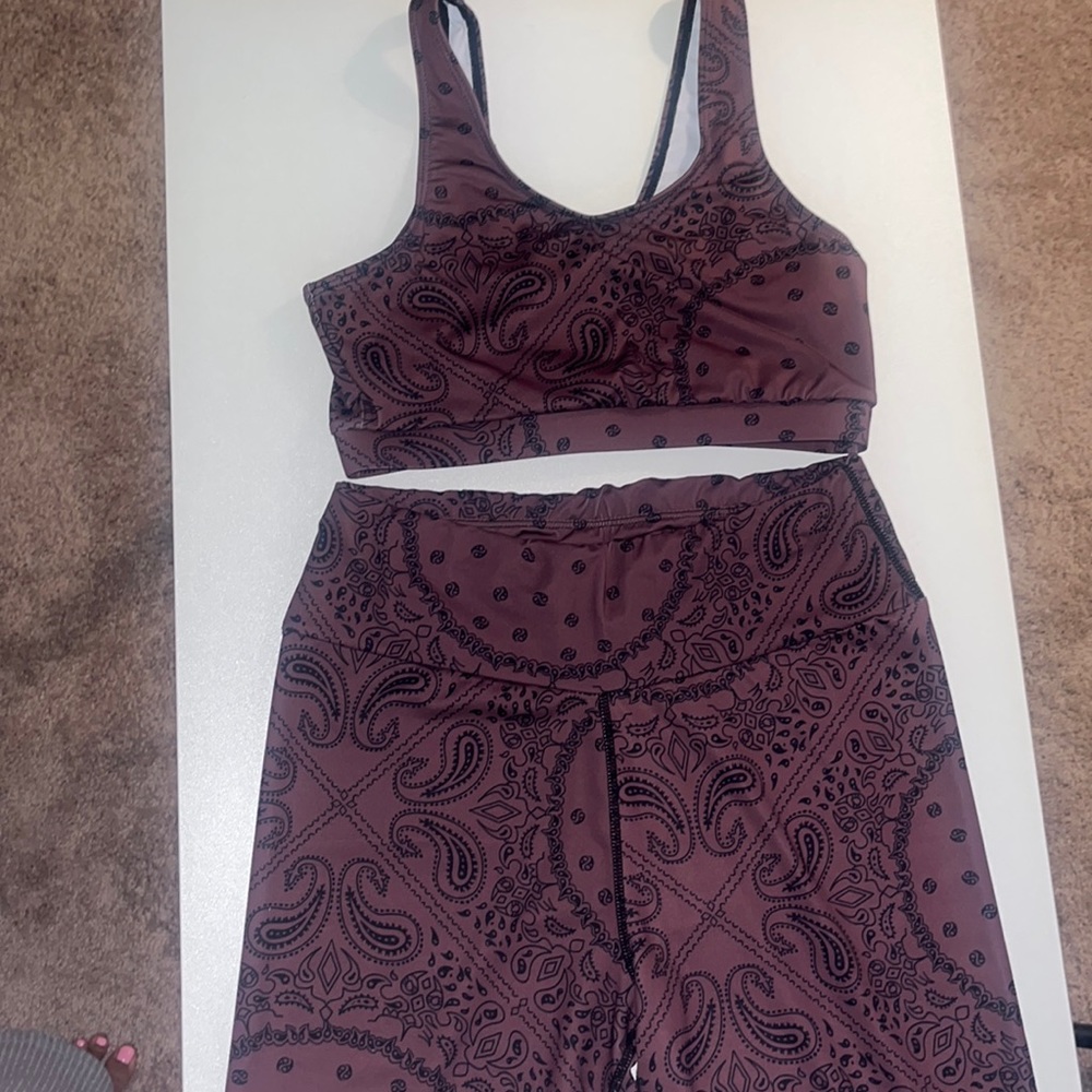 Two piece burgundy paisley biker short set 😍 never worn - Picture 1 of 4